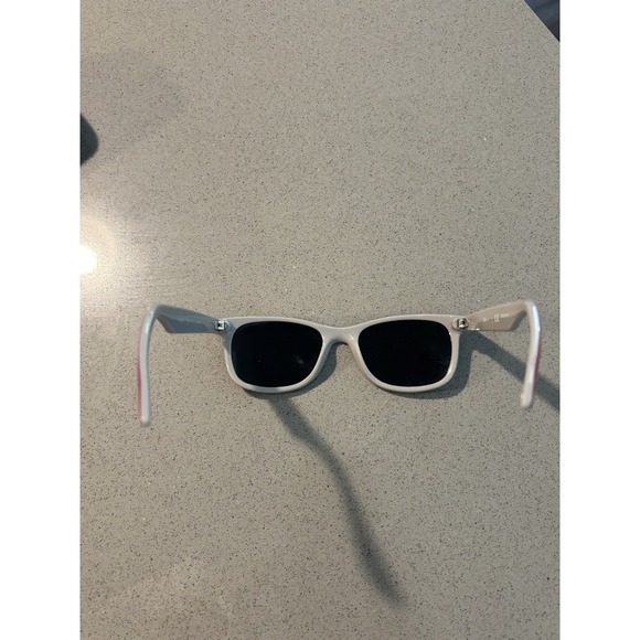 Ray-Ban Wayfarer Jr. Kids Sunglasses RJ9052S 177/87 47-15 with Case - Picture 13 of 13